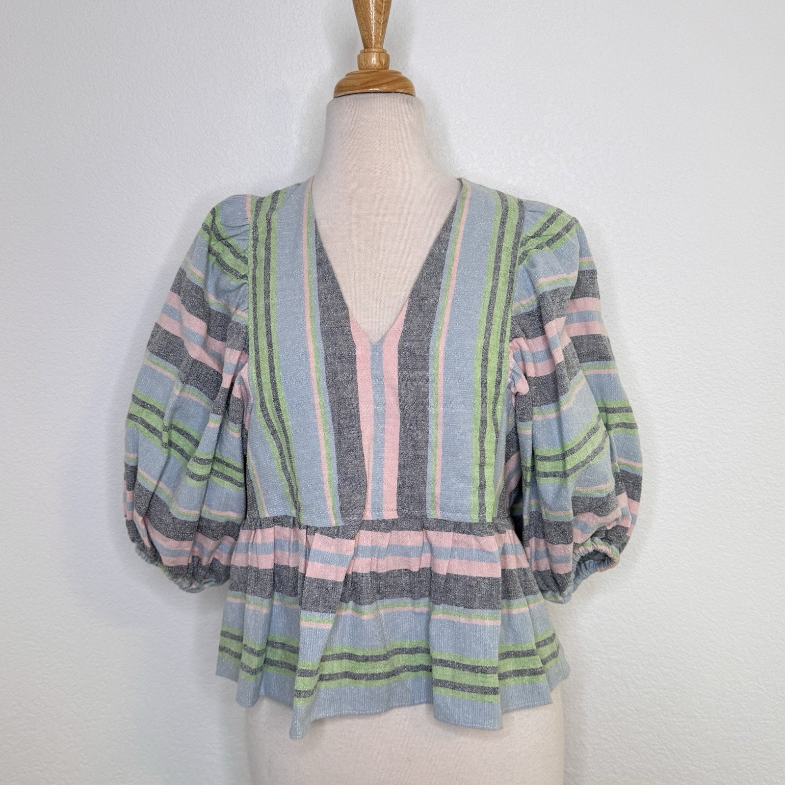 Tuckernuck Womens Hunter Bell Landry Stripe Top Size S Pastel Pink Blue Linen